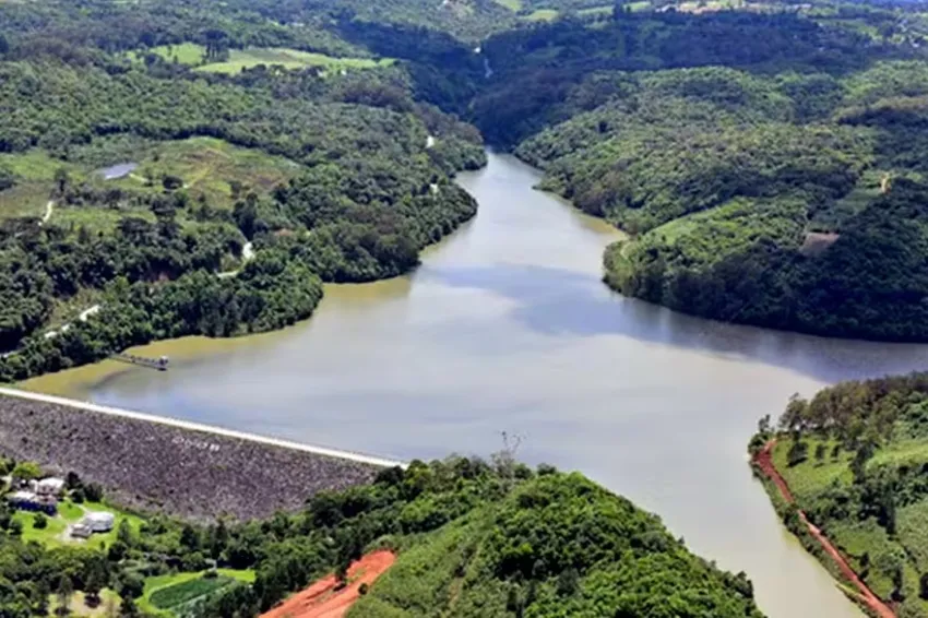 represa_que_está_al_límite_y_podría_romperse_en_Brasil