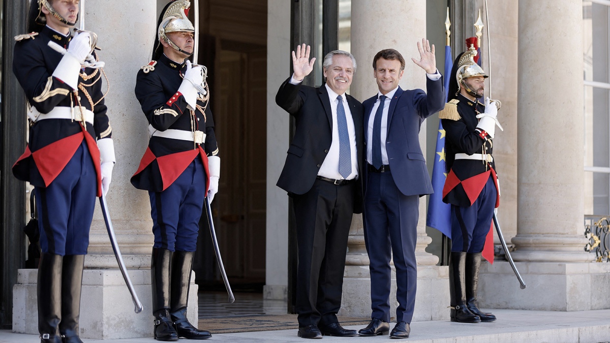 El_Presidente_advirtió_con_Macron_sobre_los_efectos_de_la_guerra