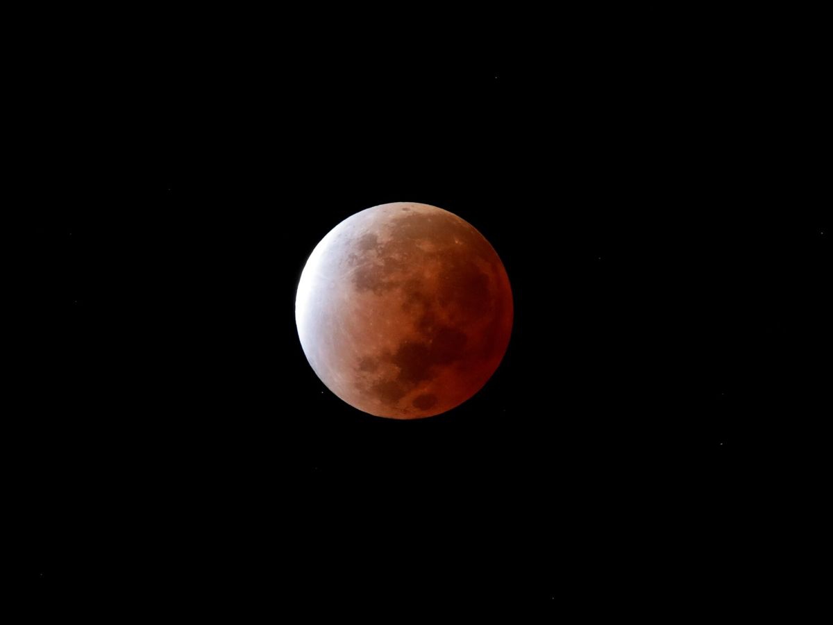 Hoy_podrá_verse_el_eclipse_total_lunar
