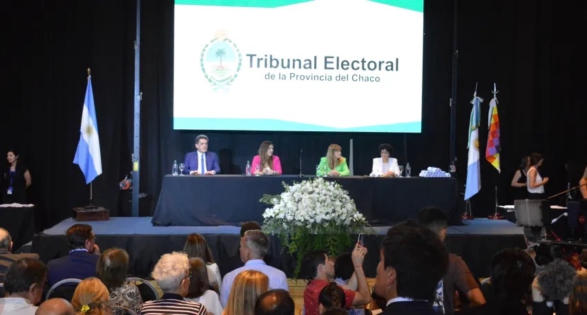 El_Tribunal_Electoral_del_Chaco_entregó_certificados_a_las_465_autoridades_provinciales_electas