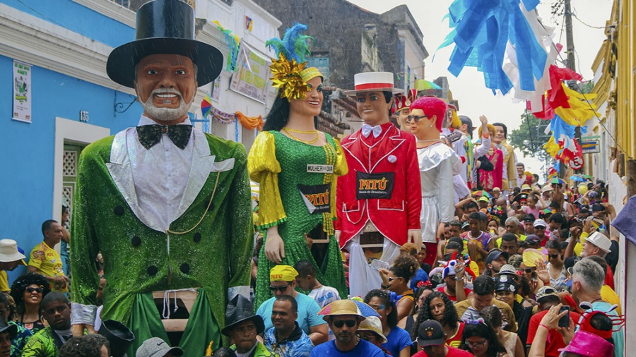 _Estados_brasileños_temen_que_las_fiestas_de_Carnaval_disparen_los_casos_de_coronavirus