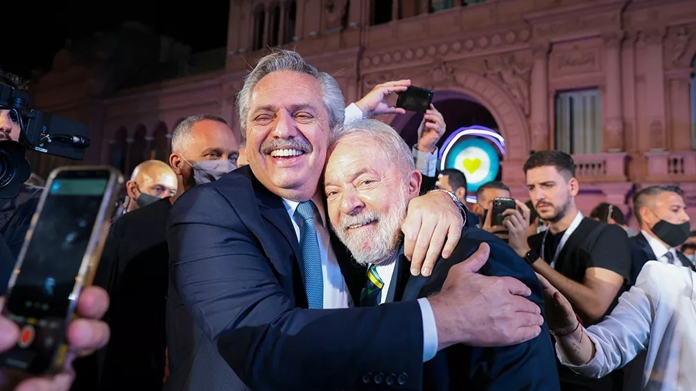 Alberto_Fernández_viaja_a_Brasil_para_felicitar_a_Lula